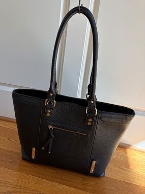 Madison West tote bag black